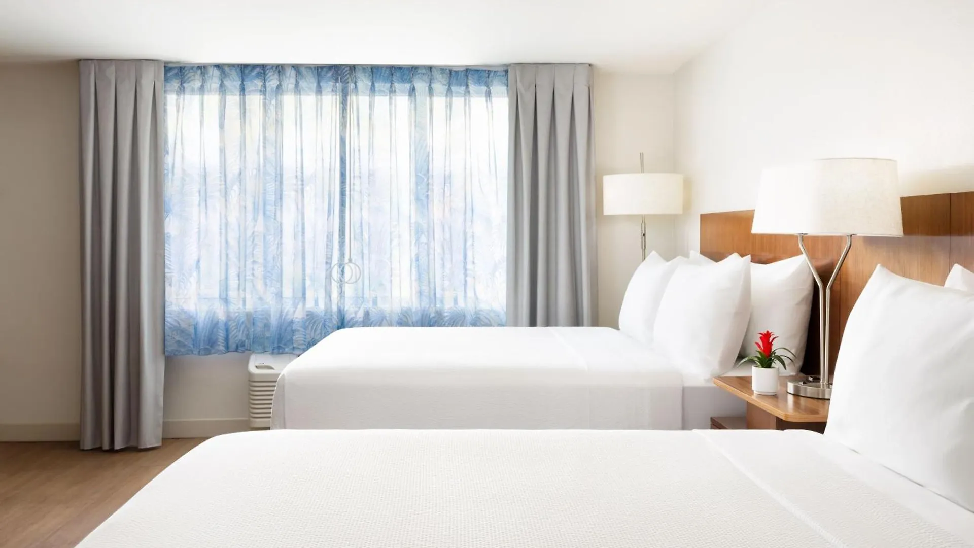 Fairfield Inn & Suites By Marriott Key West At The Keys Collection 3*,