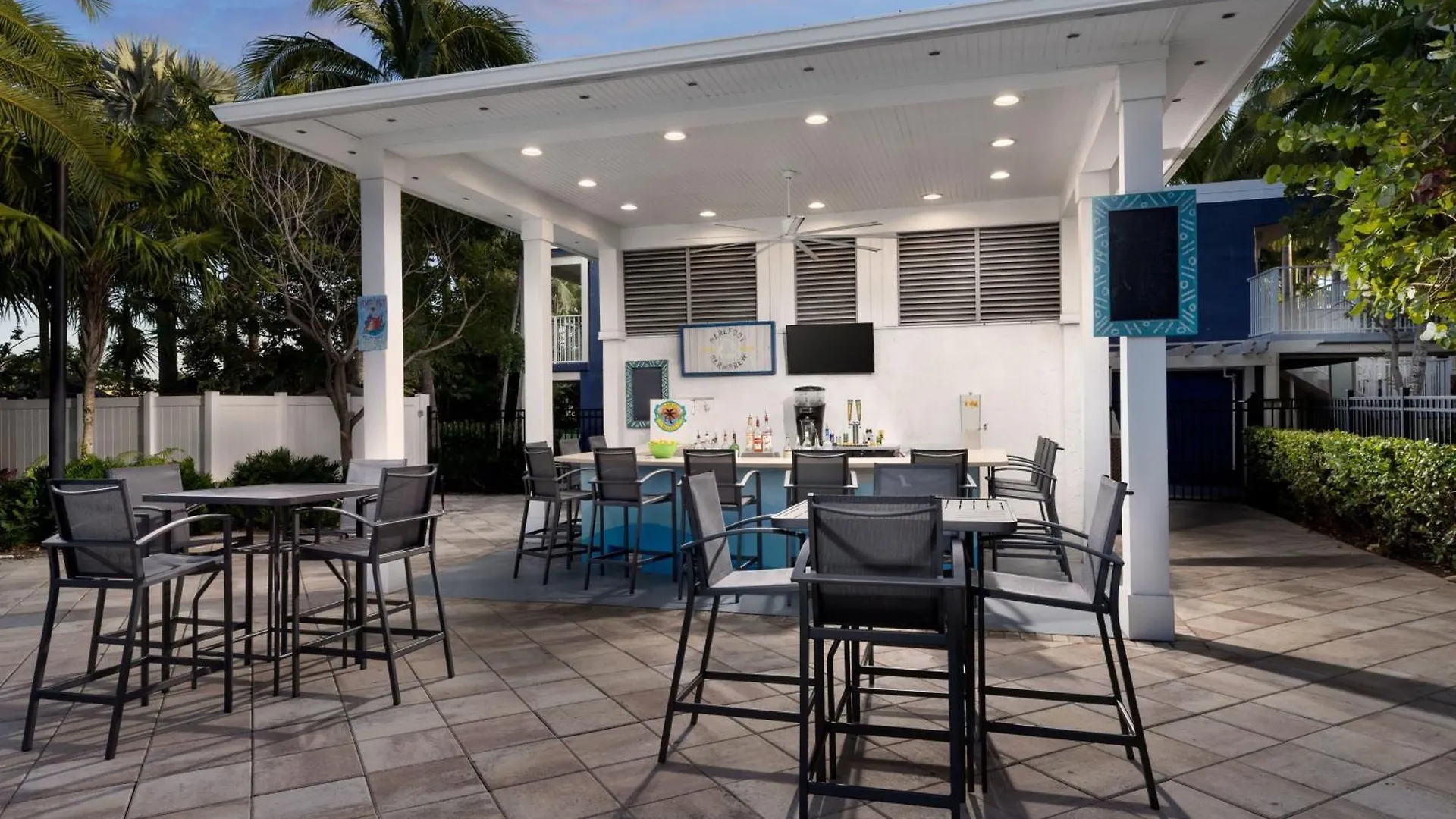 Hotel Fairfield Inn & Suites By Marriott Key West At The Keys Collection