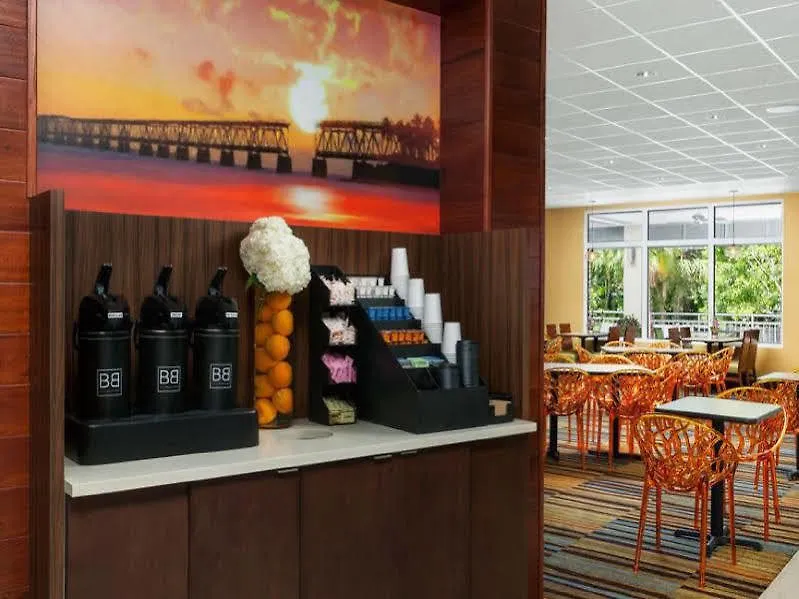 Fairfield Inn & Suites By Marriott Key West At The Keys Collection 3*,