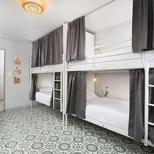 Bungalows Hostel Ostello
