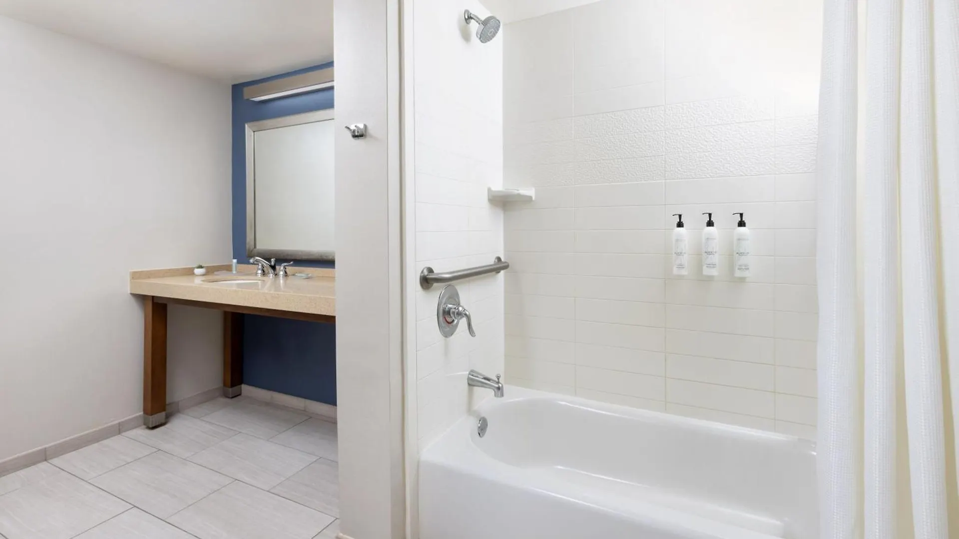 Fairfield Inn & Suites By Marriott Key West At The Keys Collection 3*,  United States